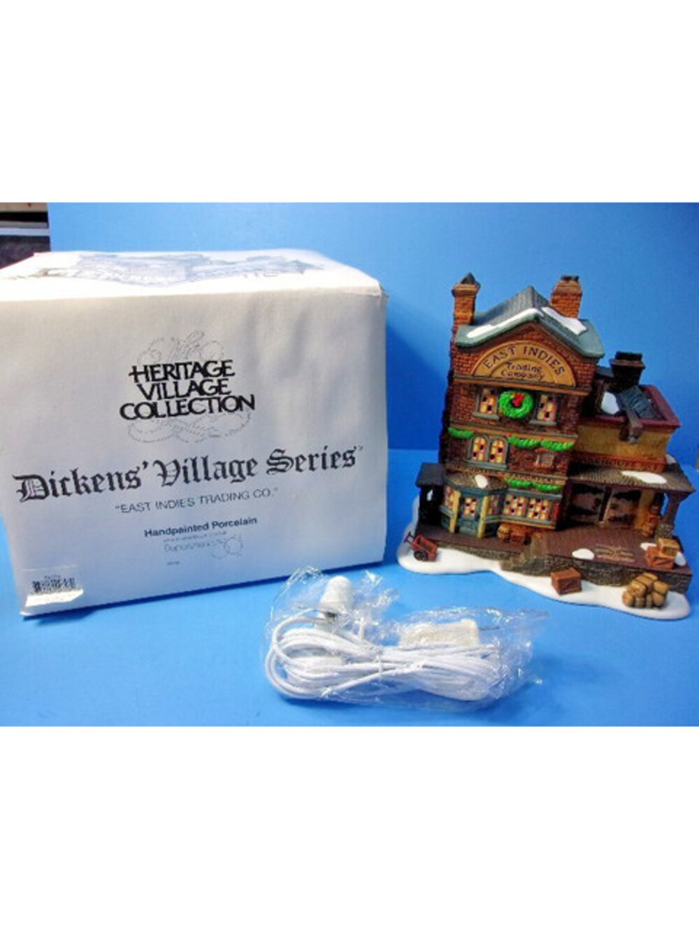 Dept 56 Dickens Village East Indies Trading Co #58302 Lighted Building w/ Box